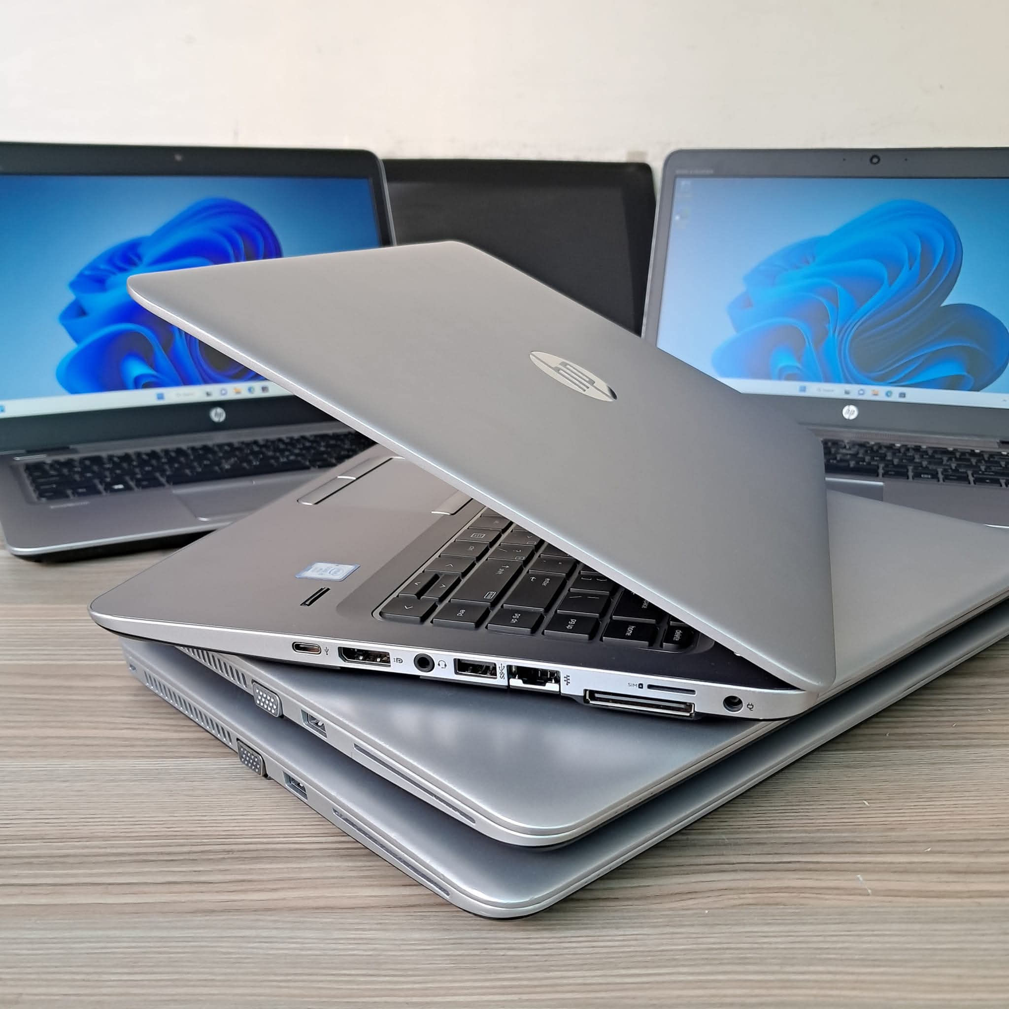 Dell 7490